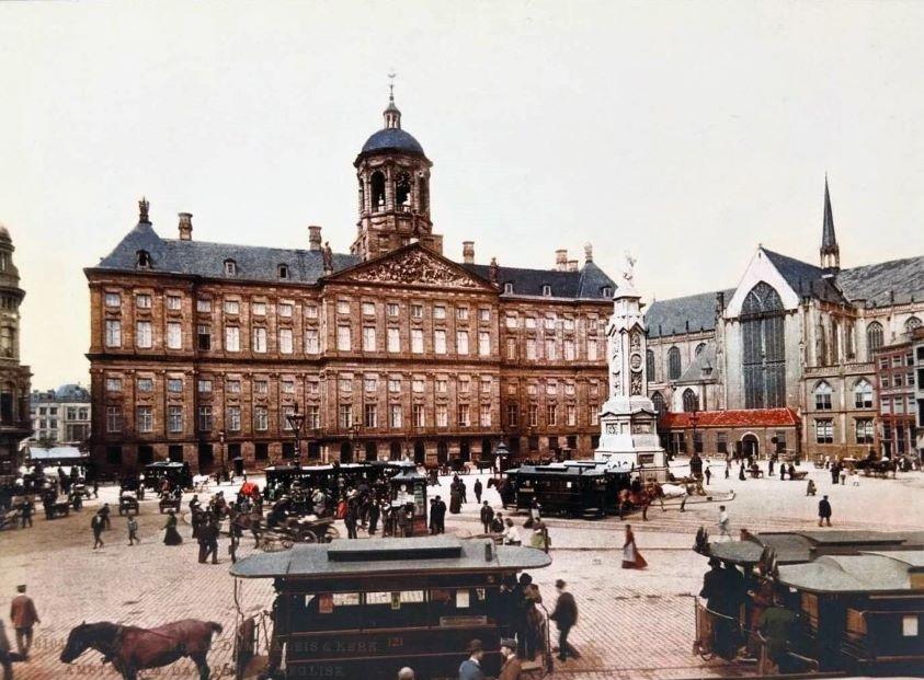 Dam central square of Amsterdam 523486
